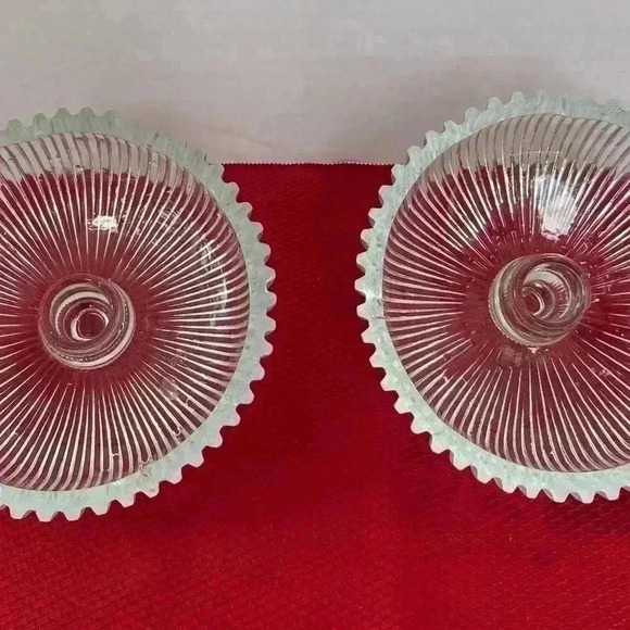 Vintage Large Peg Round Scalloped Ribbed Att Glass Saucer Bobeche Candle insert. - Picture 5 of 5